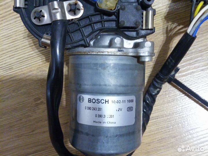 Моторчик стеклоочистителя ваз калина,гранта,Bosch