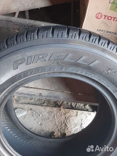Pirelli Scorpion 245/65 R17