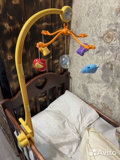 Погремушка для детской кровати