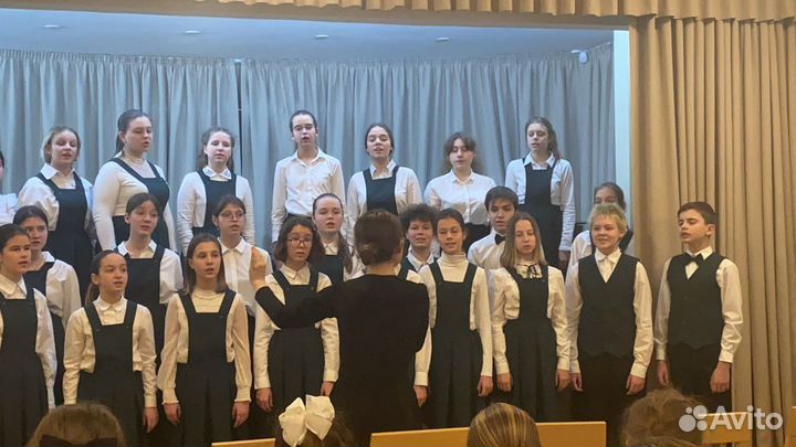 Репетитор по фортепиано, сольфеджио, вокал и др