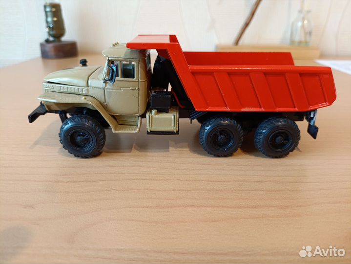 Модель Урал-4320 элекон