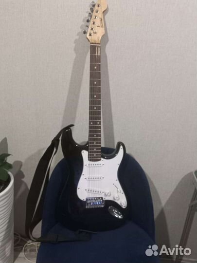 Электро гитара новая