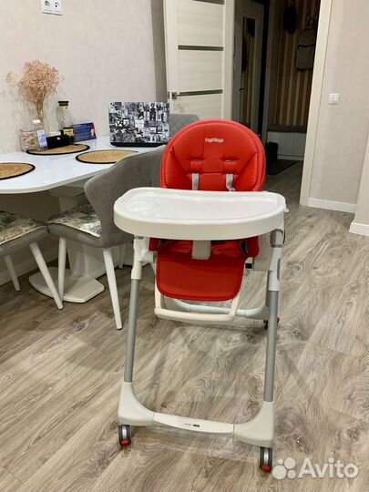 Стульчик для кормления peg perego