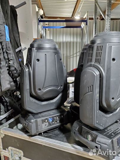 Robe Robin Pointe (оригинал)