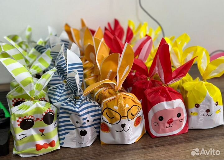 Подарки детям в садик или в школу