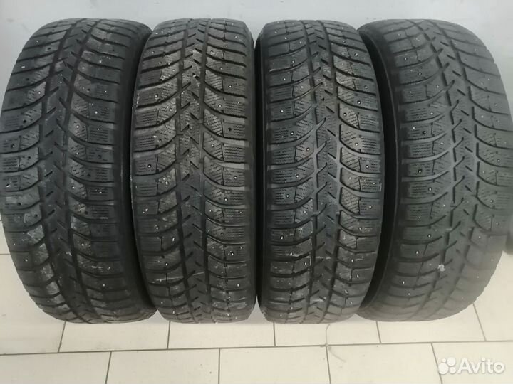 Bridgestone Ice Cruiser 5000 235/65 R17