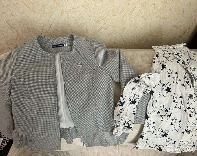 Пиджак И блузка mayoral 4-5 лет