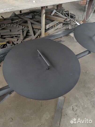 Костровая чаша, мангал, стол с крышкой