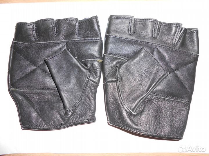Перчатки короткие,кожаные