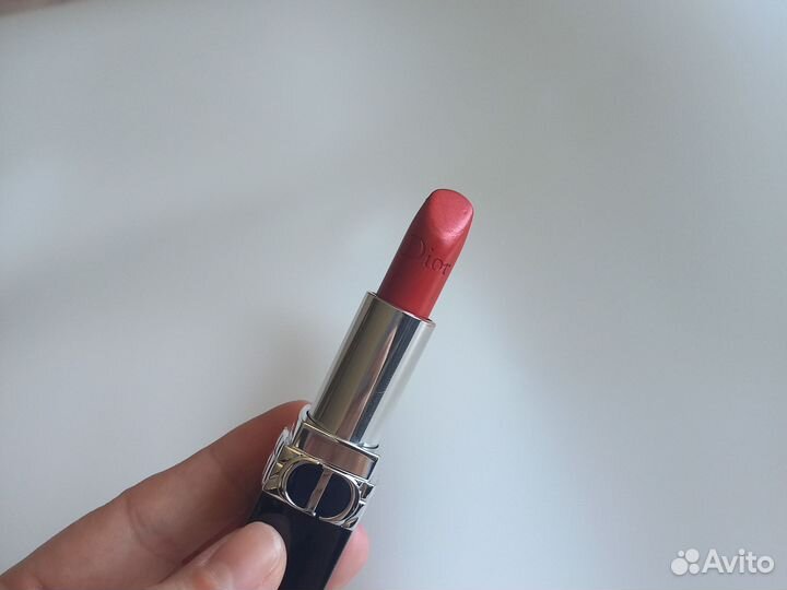 Dior Rouge Помада Metallic 999