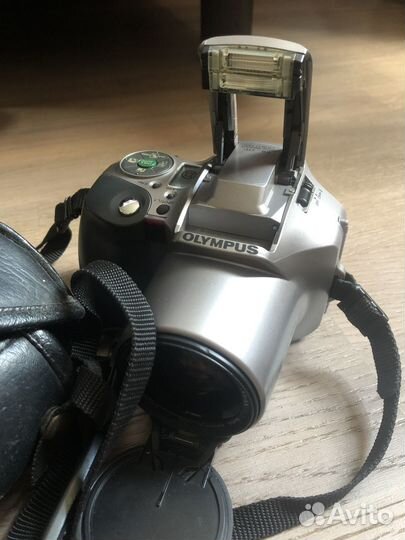 Зеркалка фотоаппарат Olympus IS-200