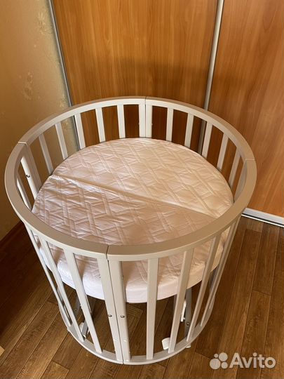Детская кроватка круглая овальная