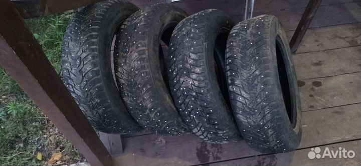 Nokian Tyres Hakkapeliitta 8 185/65 R15