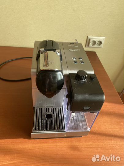 Кофемашина delonghi nespresso EN520.S