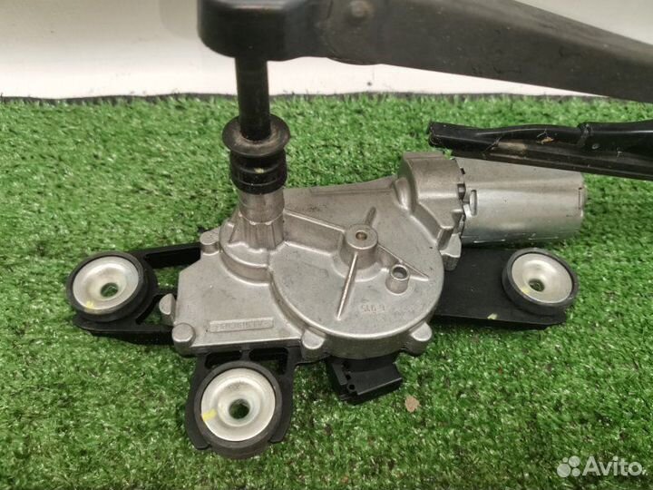 Мотор стеклоочистителя задний Ford Ecosport 1.5