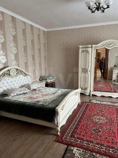 Дом 180 м² на участке 10 сот.