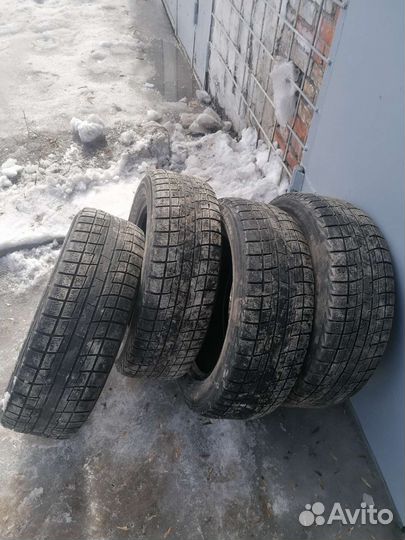 Yokohama Ice Guard IG30 215/60 R17 Q