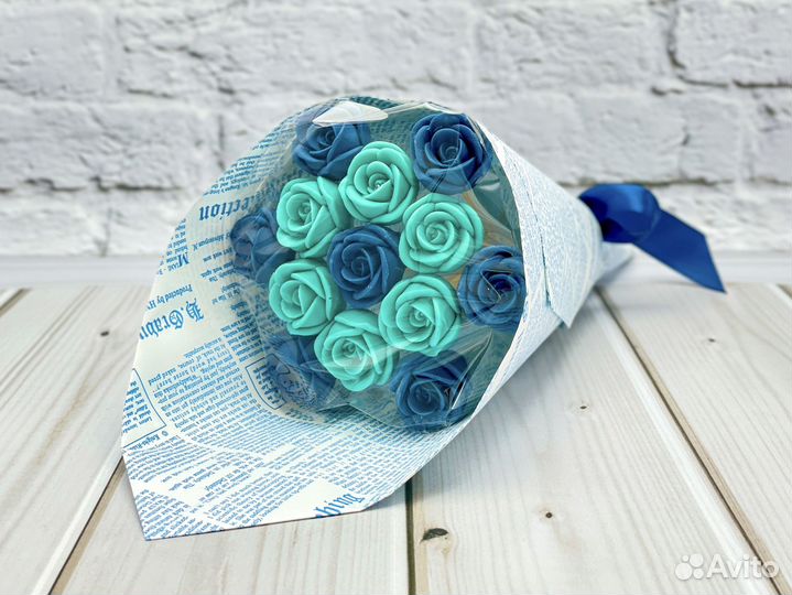 Букет из шоколадных роз (белый шоколад)