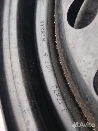 Диск новый штампованный R17 Nissan 1 штука