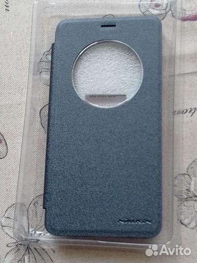 Чехол-книжка на телефон