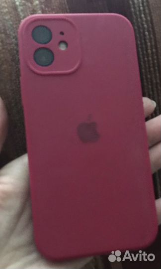 Продам телефон iPhone