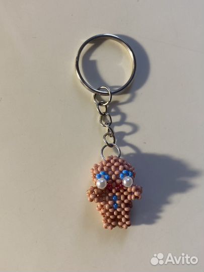 Брелок из бисера