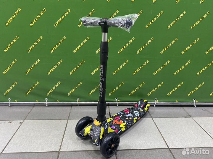 Самокат детский трехколесный светящиеся колеса