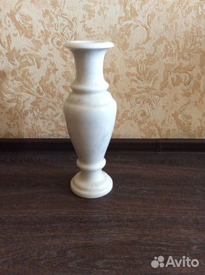 Продам вазу из мрамора