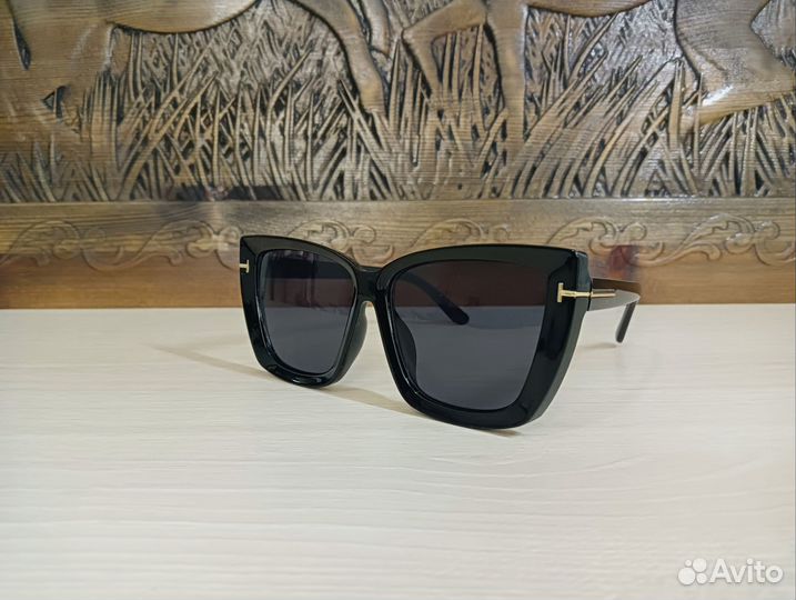 Солнцезащитные очки Tom Ford оригинальные