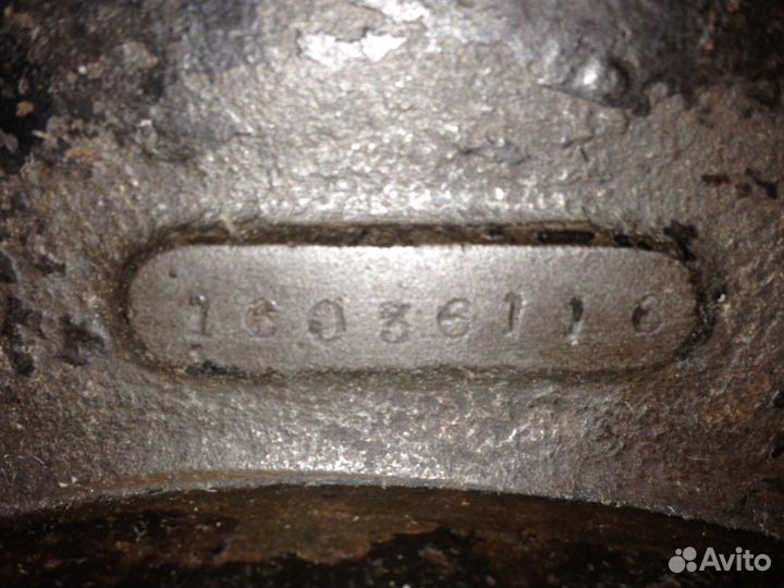 Швейная машина zinger