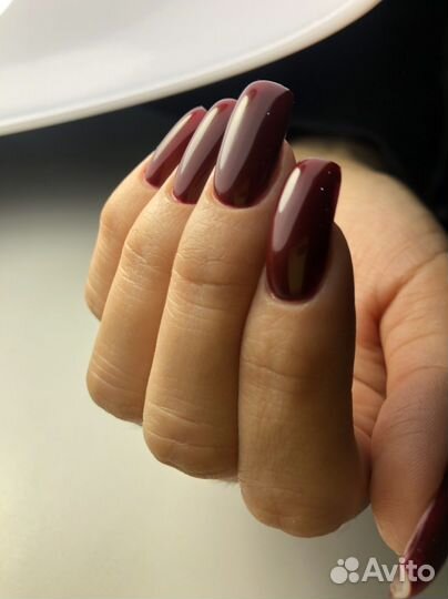 Маникюр педикюр