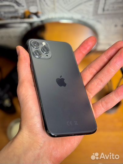 iPhone 11 Pro, 64 ГБ