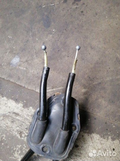 Направляющая тросика Bmw 1-Series E81 N47D20A 2007