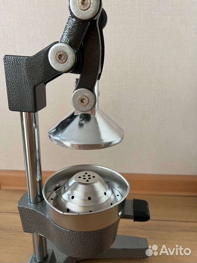 Профессиональная соковыжималка для цитрус, граната