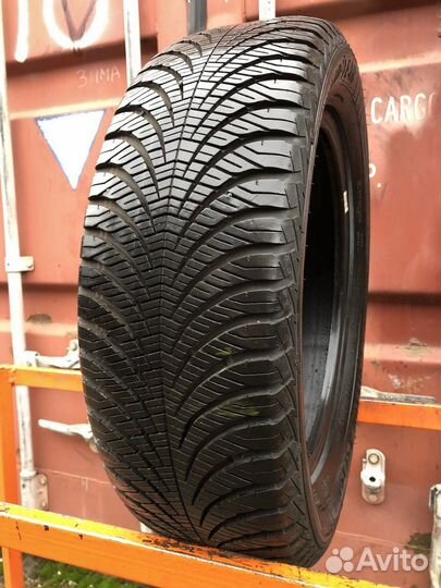 Goodyear Vector 4Seasons Gen-2 195/55 R16