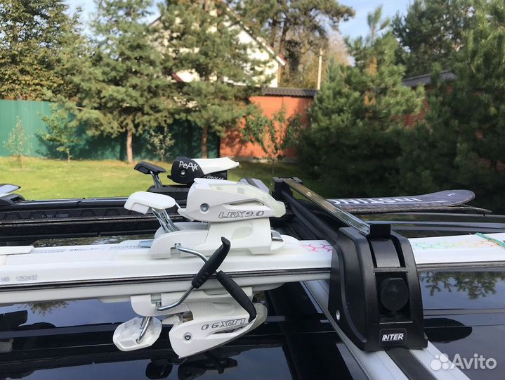 Крепление для перевозки лыж и сноубордов