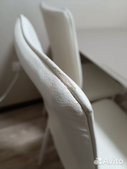 Кухонный стол и стулья комплект бу