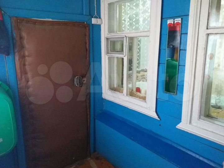 Дом 15,4 м² на участке 1 сот.