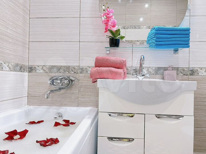 1-к. квартира, 43 м², 1/9 эт.