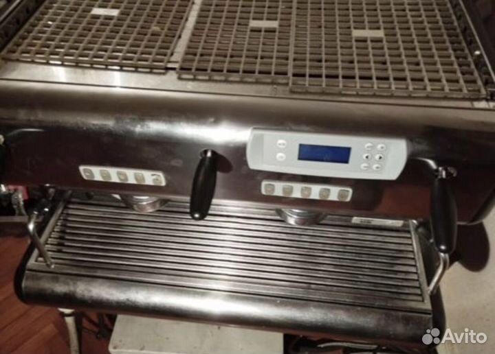 Кофемашина двух рожковая