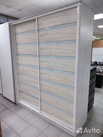 Шкаф-купе 1,8 метра