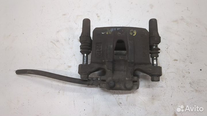 Суппорт Mitsubishi Outlander XL, 2007