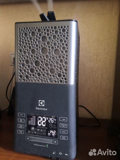 Увлажнитель воздуха Electrolux EHU-3810D