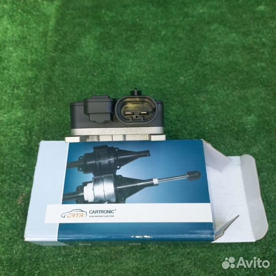 Блок управления вентилятором Ford Focus 2