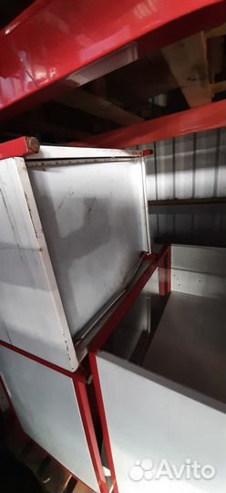 Прилавок сталь лдсп бело красный 100/60/90