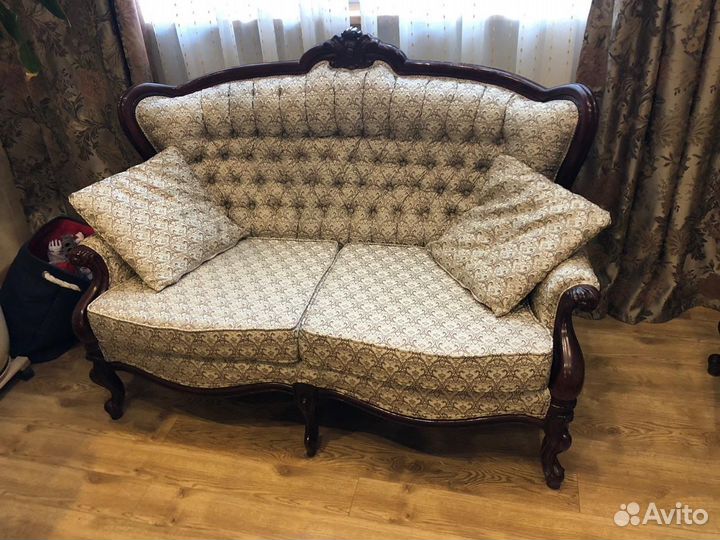 Перетяжка мебели