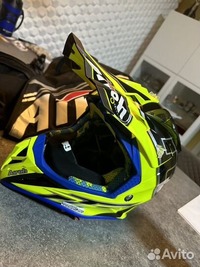 Кроссовый шлем Airoh