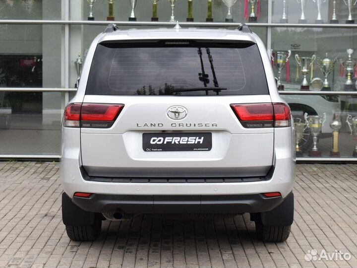 Toyota Land Cruiser 4.0 AT, 2021, 3 951 км