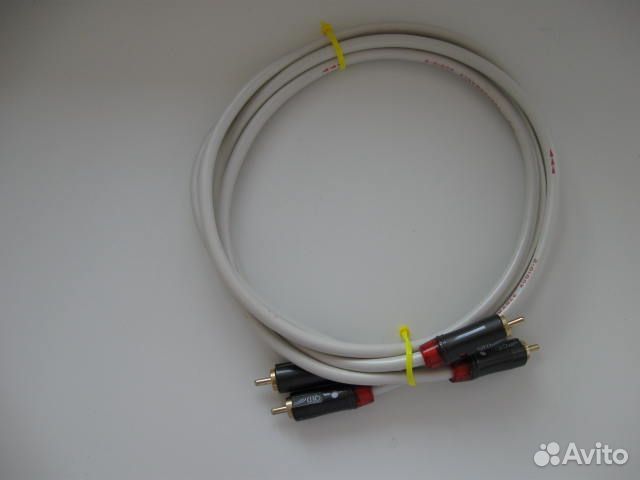 Межблочный кабель Qed