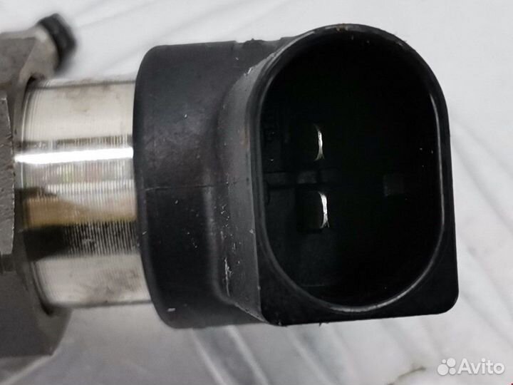 Форсунка Renault Megane 2 рест. 2009 166006212R